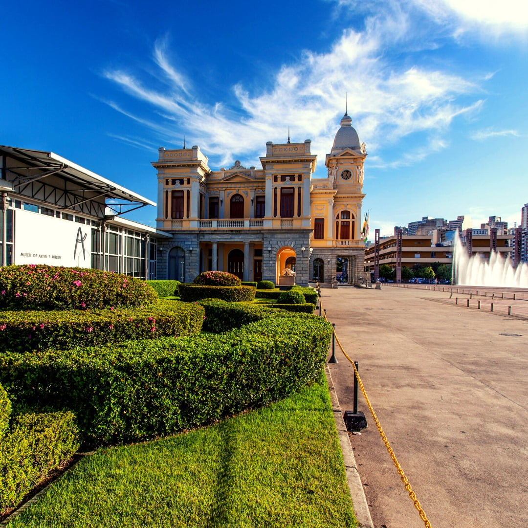 SESI Museu de Artes e Ofícios. Foi inaugurado em 2005 pelo Instituto Cultural Flávio Gutierrez – ICFG, Com mais de 2,5 mil peças